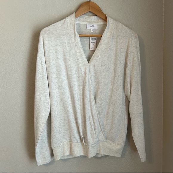 NWT, Soma Wknd Softlite Crisscross Long Sleeve Top in Heather Crystal, Small - Picture 4 of 9